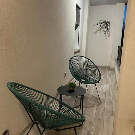 Anninnia Apartament
